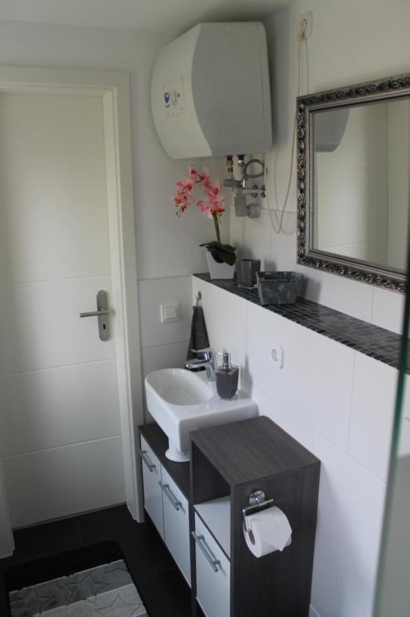 Ferienwohnung in Bodden&Ostsee nähe Sagard Exterior foto